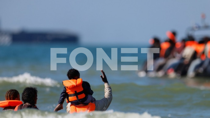 Stradalo šestoro migranata
